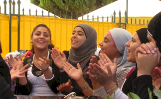 بعد توقيع مذكرات تفاهم مع 15 مؤسسة قاعدية في الوطن والشتات: مركز بديل يبدأ بتنفيذ برنامج تنمية وتدريب الناشئة في مجال الدفاع عن حقوق اللاجئين الفلسطينيين