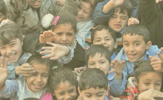 74 عاما من النكبة المستمرة، 74 عاما من المقاومة المستمرة: اللاجئون والمهجرون الفلسطينيون في أرقام!