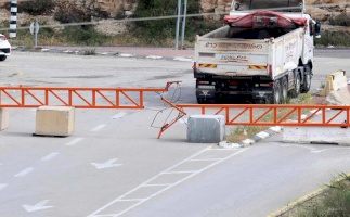 نظام الإغلاق الإسرائيلي: عشرات البوابات الحديدية تحول المجتمعات الفلسطينية إلى معازل