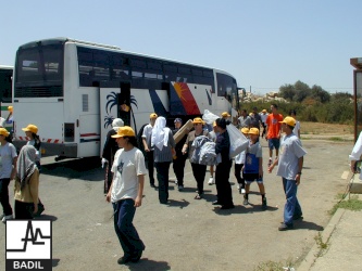 مركز بديل ينظم وينفذ زيارة للحدود اللبنانية، تموز ٢٠٠٠