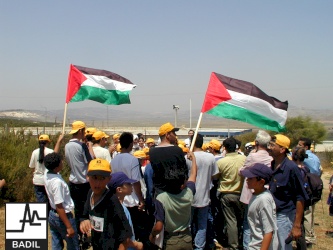 مركز بديل ينظم وينفذ زيارة للحدود اللبنانية، تموز ٢٠٠٠