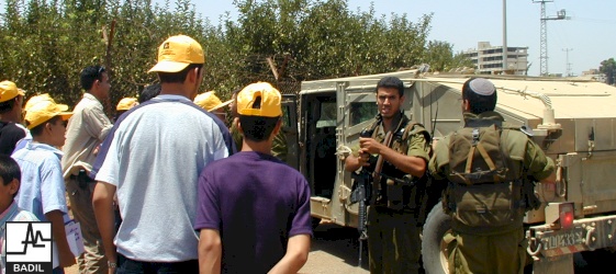 مركز بديل ينظم وينفذ زيارة للحدود اللبنانية، تموز ٢٠٠٠