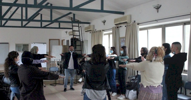 مركز بديل يباشر أولى لقاءات مشروع "مبادرات شبابية" 