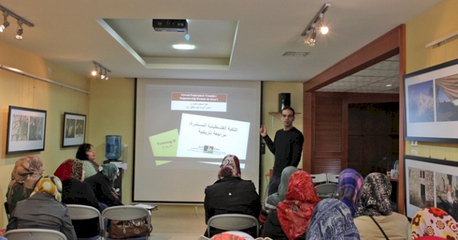 مركز بديل ينفذ التدريب الثاني ضمن مشروع تمكين النساء في المناطق المعرضة للتهجير المستمر: سياسات التهجير الإسرائيلية وأهمية التغطية الإعلامية لفضحها 