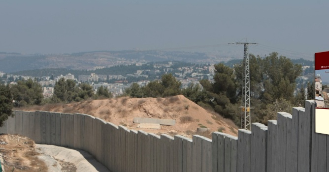 BADIL publishes a summary of Israeli Land Law and Policies aimed at Denying Palestinian Use and Access to Land