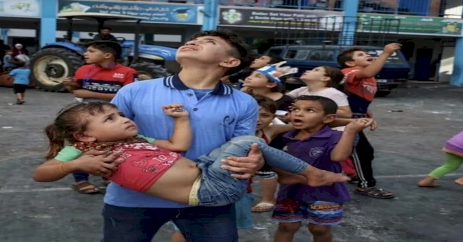 حماية اللاجئين الفلسطينيين وإنهاء الإبادة الجماعية في قطاع غزة تقتضي حماية الأونروا وضمان سير عملياتها!