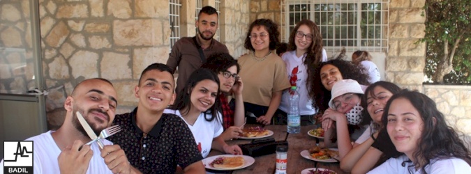 مركز بديل يختتم فعاليات مدرسة العودة التدريبية