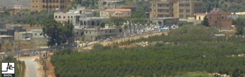 لاجئون فلسطينيون يلتقون على الحدود اللبنانية (حزيران ٢٠٠٠)