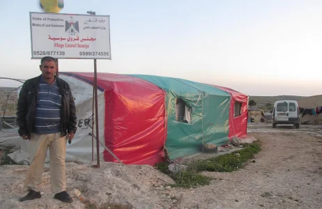 Destruction of Palestinian Bedouin villages would amount to war crimes and crimes against humanity