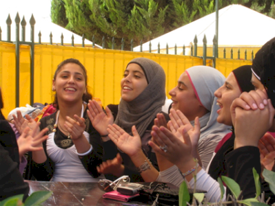 بعد توقيع مذكرات تفاهم مع 15 مؤسسة قاعدية في الوطن والشتات: مركز بديل يبدأ بتنفيذ برنامج تنمية وتدريب الناشئة في مجال الدفاع عن حقوق اللاجئين الفلسطينيين